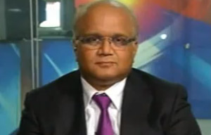 Look at established players than midcaps : Basant Maheshwari